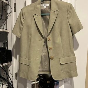 Jones Studio Light Tan Short Sleeve Blazer